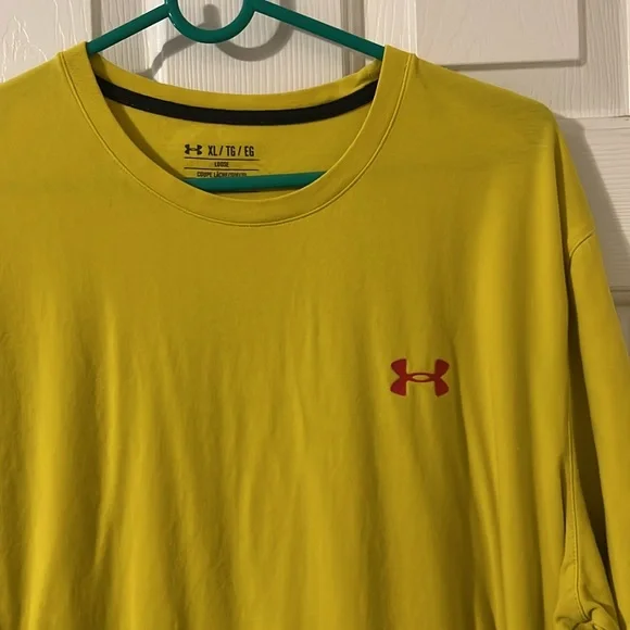 Yellow with red logo under armor, T-shirt, size XL - Picture 2 of 2